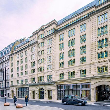 Middle Eight - Covent Garden - Preferred Hotels And Resorts London Bagian luar foto The photo shows a large, multi-story building with a classical architectural style. The facade features a mix of light-colored stone and large windows, giving it a sophisticated appearance. The building has several levels with prominent horizontal li